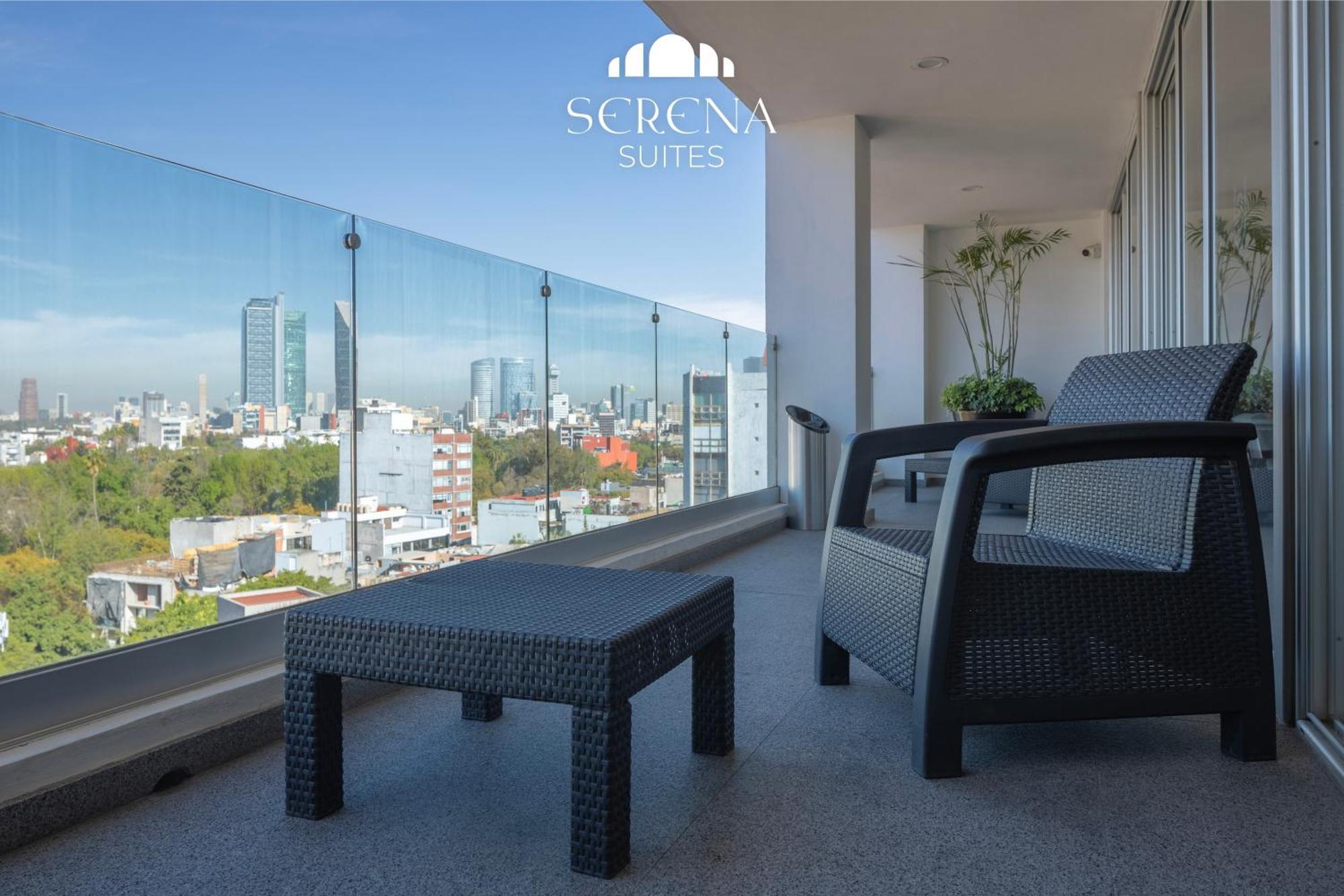 Stylish With Picturesque Rooftop Pool In Condesa Apartment Mexico City